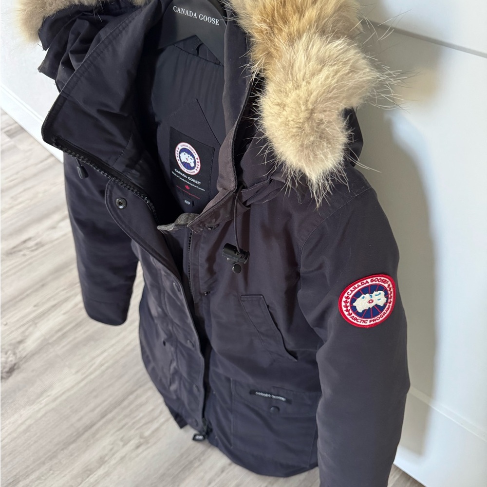 Canada Goose Trillium Parka - Picture 16 of 16